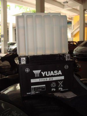Activating CB400F battery